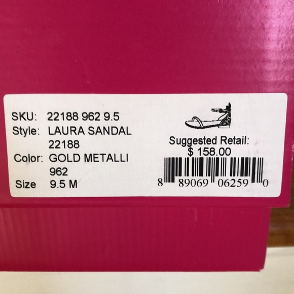 Lilly Pulitzer Laura gold pineapple back ankle strap sandal size 9.5 - Picture 6 of 6